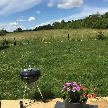 Inclus Au Calme Dans Ambiance Chaleureuse Diner Possible منزل للإقامة Eulmont