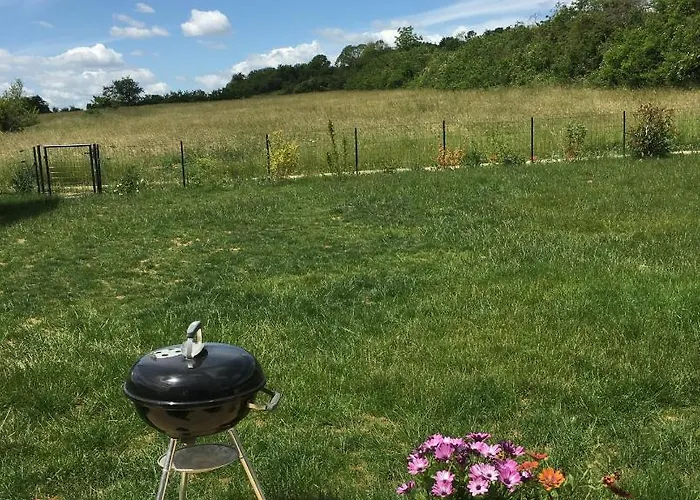 Inclus Au Calme Dans Ambiance Chaleureuse Diner Possible Pansiyon Eulmont
